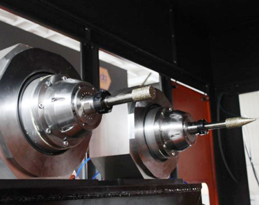 Powerful & floating spindle